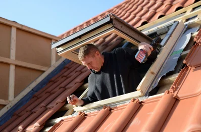 Pose de fenêtres de toit Velux à Fontivillié